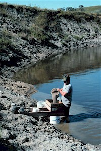 Figure3 - Mike Hanson screen washing the Gregory Member claystone for fossils.